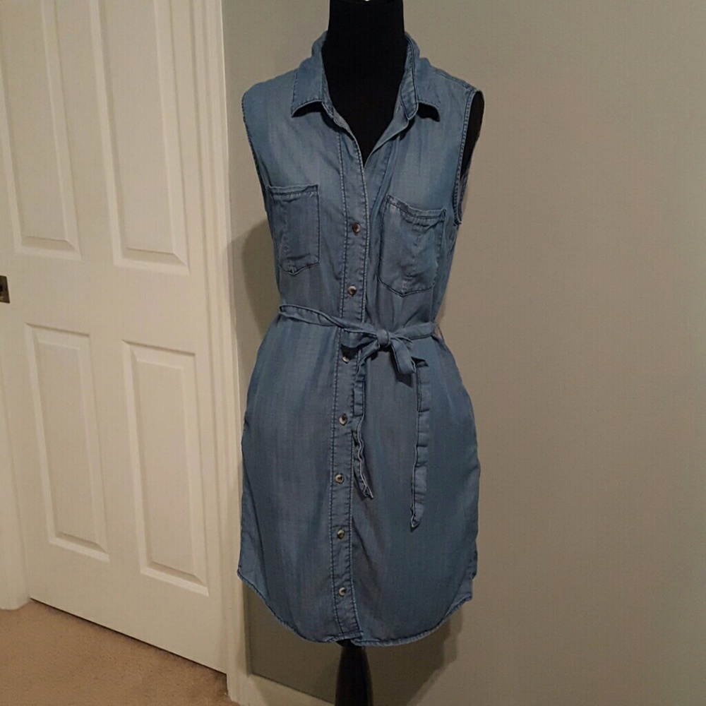 Velvet heart denim dress size small